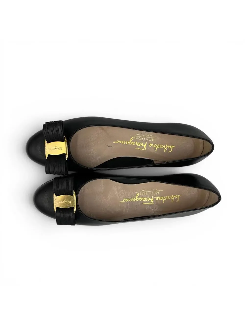 Vintage Salvatore Ferragamo Black Leather Bow Detail Pumps